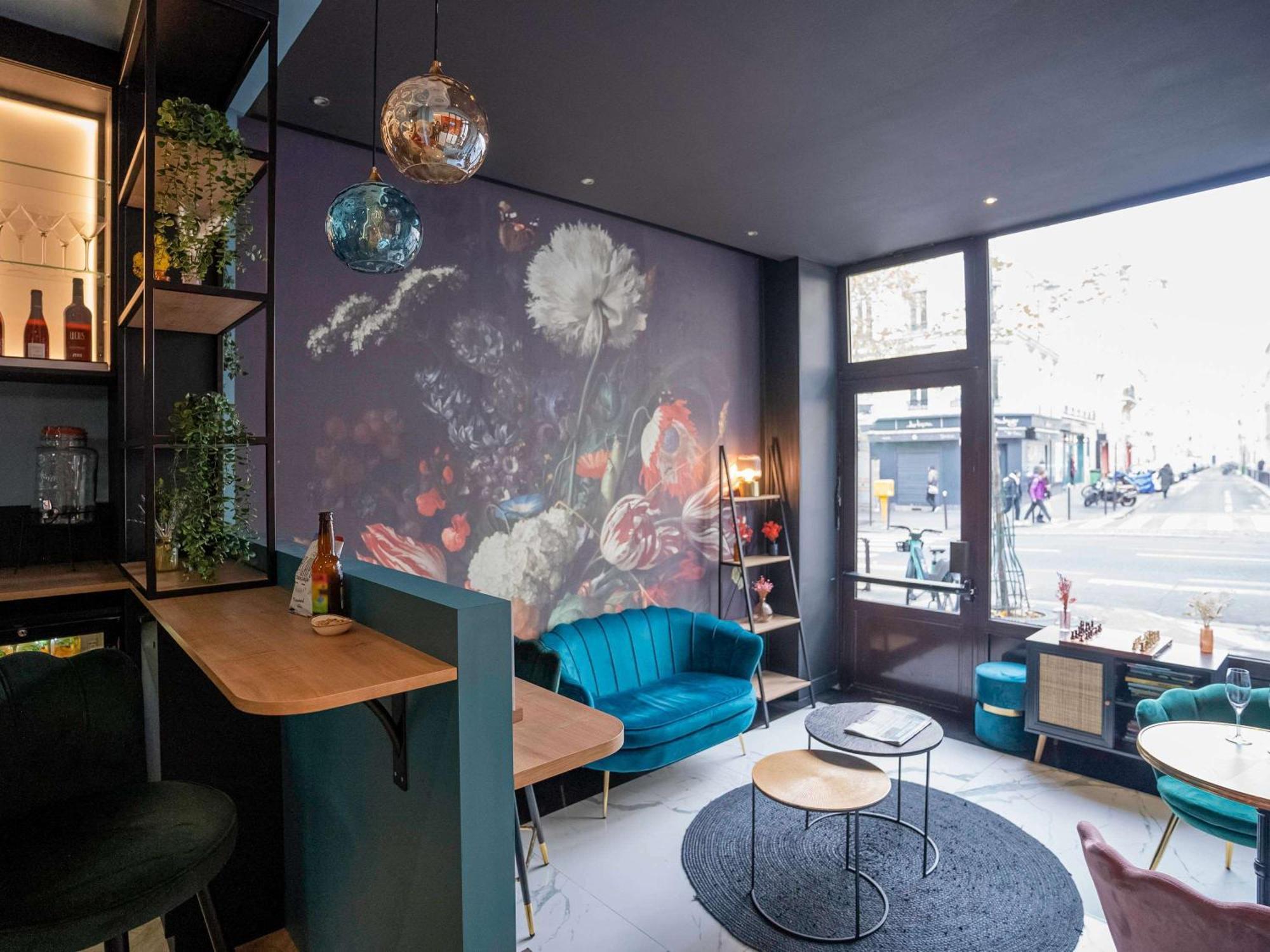 Ibis Styles Paris Batignolles Hotell Exteriör bild