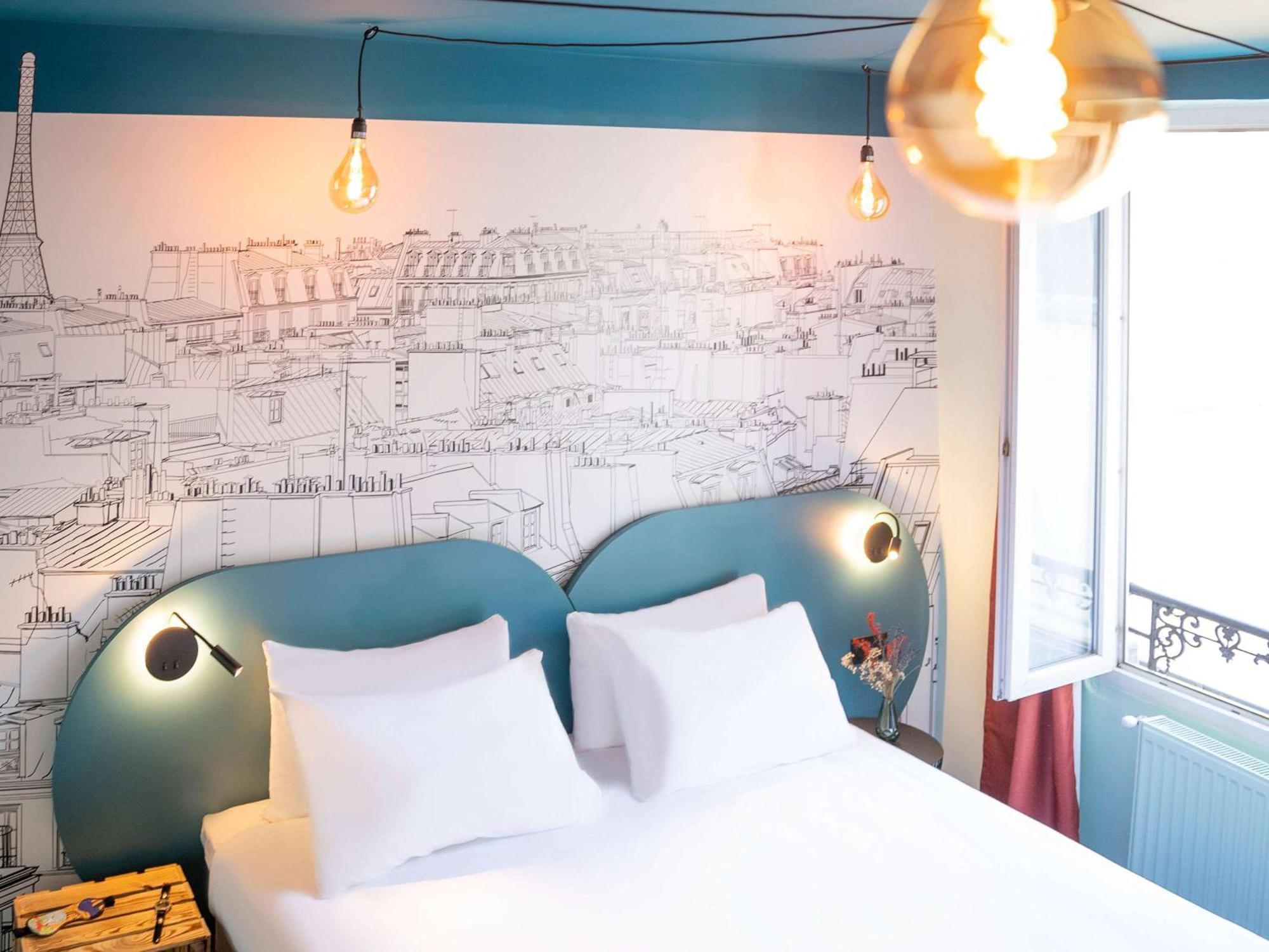 Ibis Styles Paris Batignolles Hotell Exteriör bild